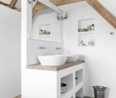 Sanitaires / Pièces d'eau